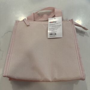 DEAL WORTHY Blush Insulated Lunch Bag NWT